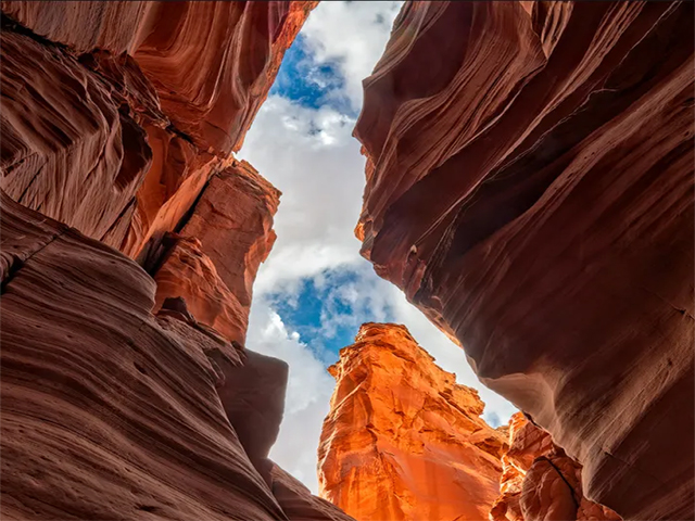 Antelope Canyon X hiking tour through red sandstone walls